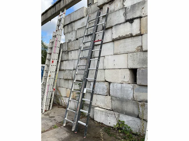 Altrex asc ladder (2x) - afbeelding 3 van  4