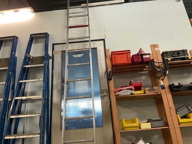 Altrex cer 1034 ladder - afbeelding 1 van  2