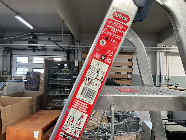 Altrex d807 trap - afbeelding 4 van  4
