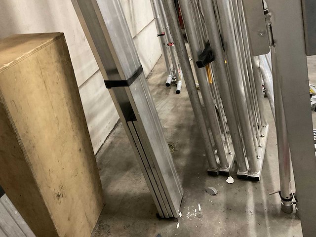 Altrex dakrandbeveiliging - afbeelding 2 van  13