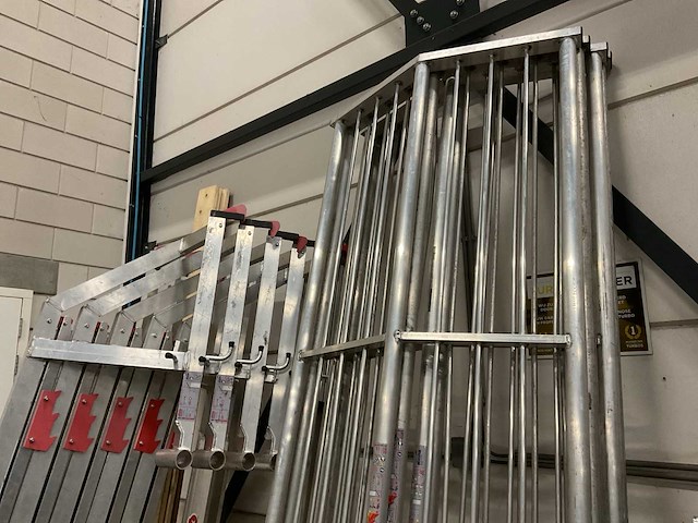 Altrex dakrandbeveiliging - afbeelding 10 van  13