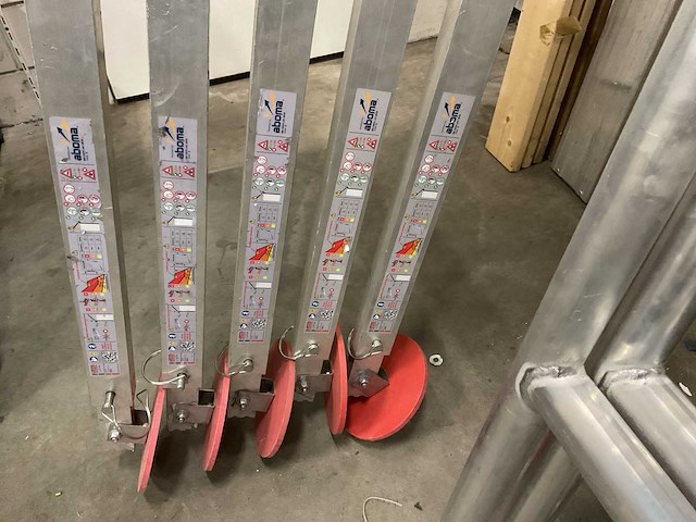 Altrex dakrandbeveiliging - afbeelding 11 van  13