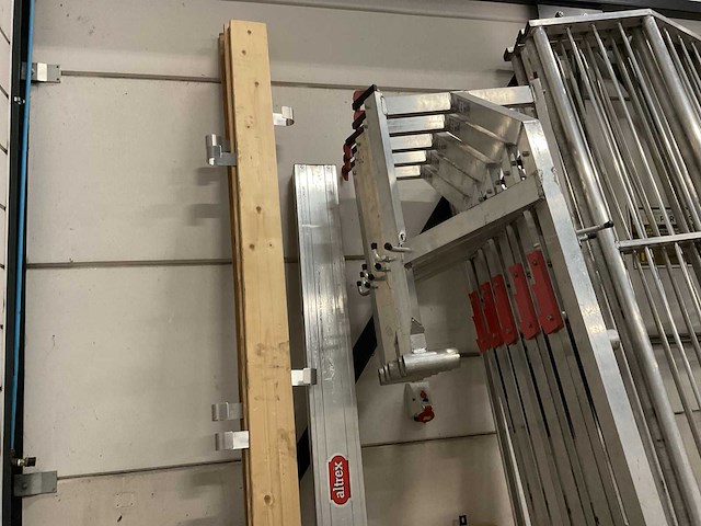 Altrex dakrandbeveiliging - afbeelding 13 van  13