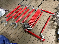 Altrex diagonaalschoor voorloopleuning (17x) - afbeelding 1 van  4