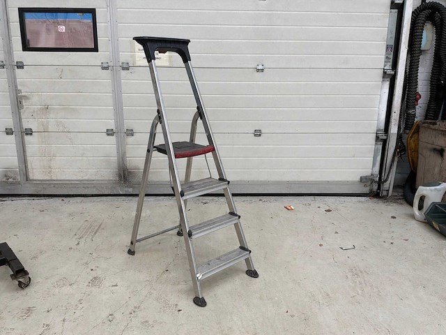 Altrex double-decker 4-treeds bordestrap - afbeelding 1 van  4
