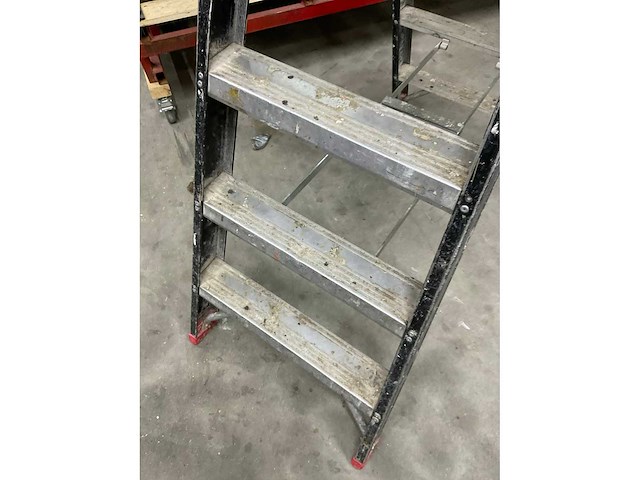 Altrex double decker 6 aluminium uitzettrap - afbeelding 3 van  6