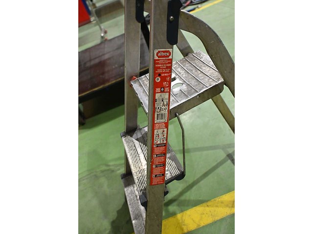 Altrex double decker d803 aluminium uitzettrap - afbeelding 2 van  3