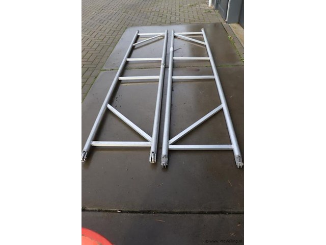 Altrex dubbele horizontale schoor - 2 stuks - afbeelding 1 van  5