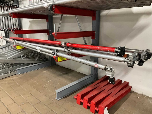 Altrex easy-lock 513011 driehoekstabilisator 3m (7x) - afbeelding 1 van  4