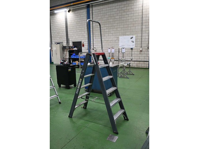Altrex falco fdo 6 aluminium uitzettrap - afbeelding 2 van  4