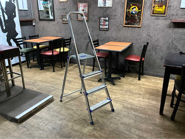 Altrex / gamma huishoudtrap (2x) - afbeelding 3 van  4