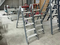 Altrex ladder (2x) - afbeelding 1 van  2