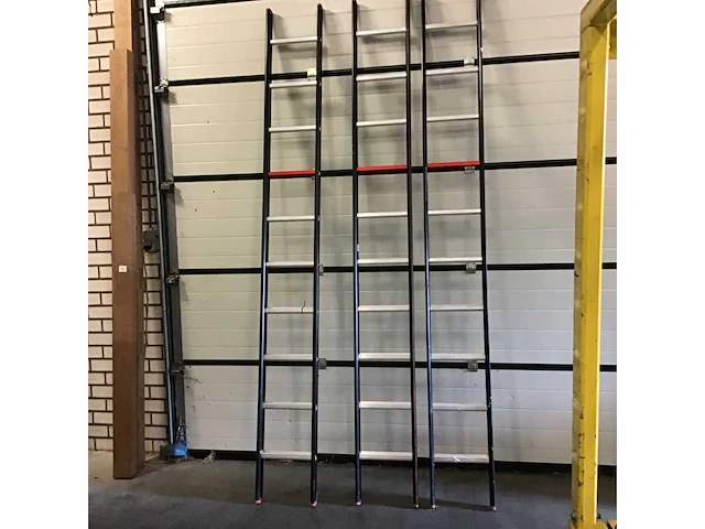 Altrex ladder (3x) - afbeelding 2 van  3