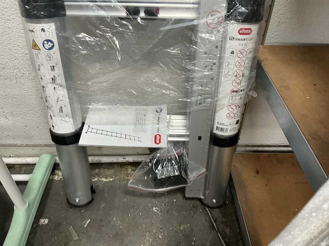 Altrex ladder - afbeelding 2 van  3