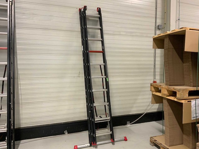 Altrex ladder - afbeelding 1 van  2