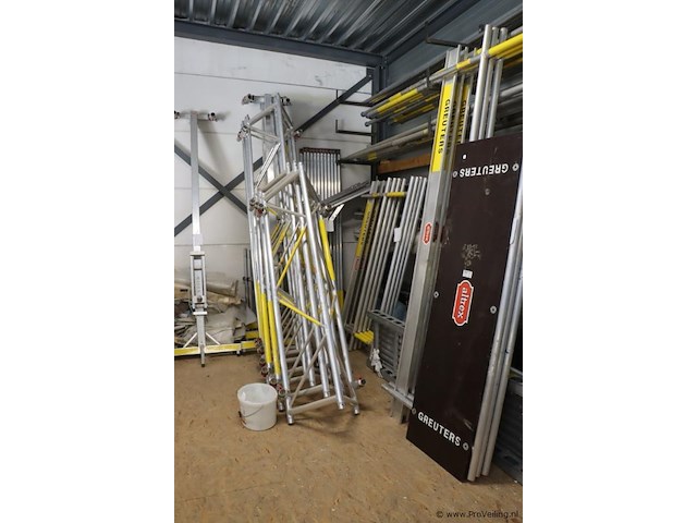 Altrex mtb triangelbrug incl. regenkap - afbeelding 1 van  49