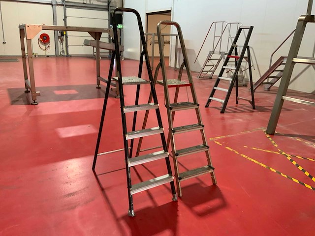 Altrex o.a. d805 aluminium uitzettrap (2x) - afbeelding 3 van  3
