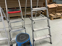 Altrex, overtoom trappen en opstapje (4x) - afbeelding 8 van  8