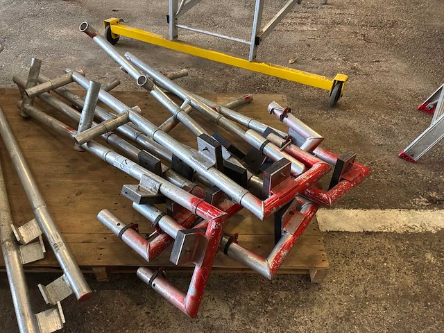 Altrex partij steiger onderdelen - afbeelding 4 van  14