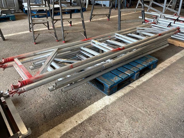 Altrex partij steiger onderdelen - afbeelding 12 van  14