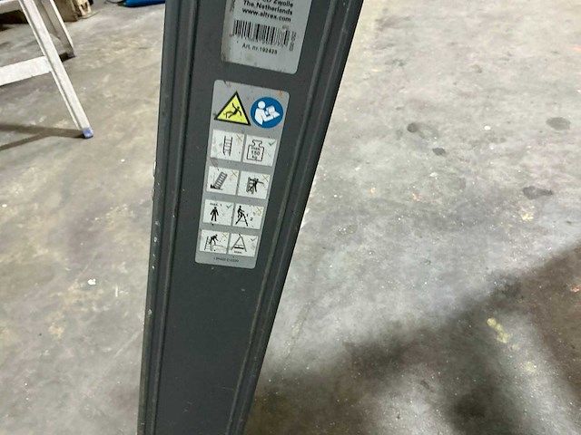 Altrex pro+ fdo 5 falcon werktrap - afbeelding 6 van  7