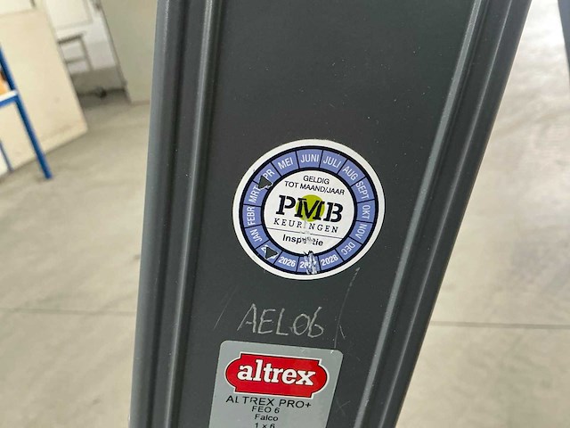 Altrex pro+ feo6/falco uitzettrap - afbeelding 2 van  5