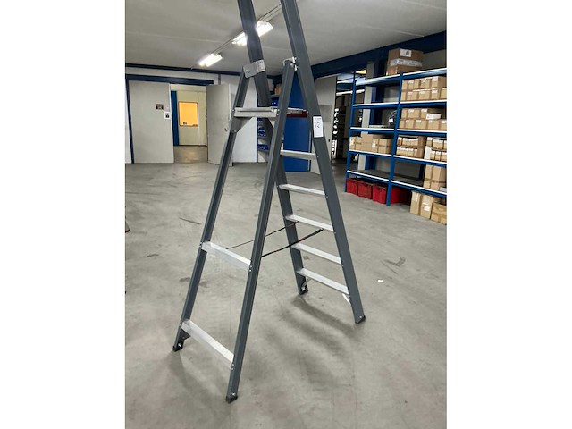 Altrex pro+ feo6/falco uitzettrap - afbeelding 5 van  5