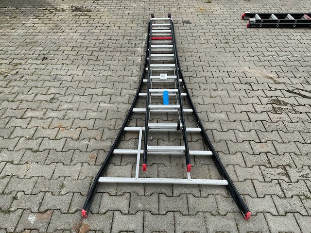 Altrex pro+ nzr 2063 ladder - afbeelding 1 van  6