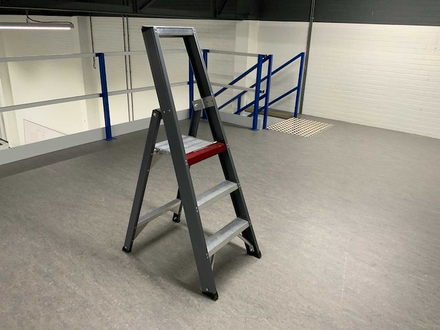 Altrex pro plus falco feo 3 aluminium uitzettrap - afbeelding 1 van  8