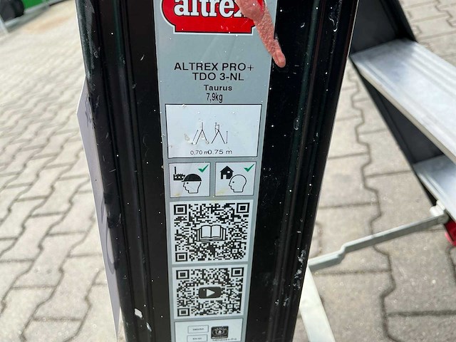Altrex pro+ tdo 3-nl trap - afbeelding 4 van  4