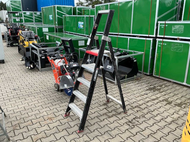 Altrex pro+ tgb 5 trap - afbeelding 1 van  4