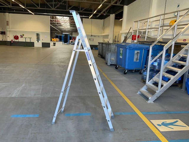 Altrex pro yara yeo 6 uitzettrap - afbeelding 1 van  4