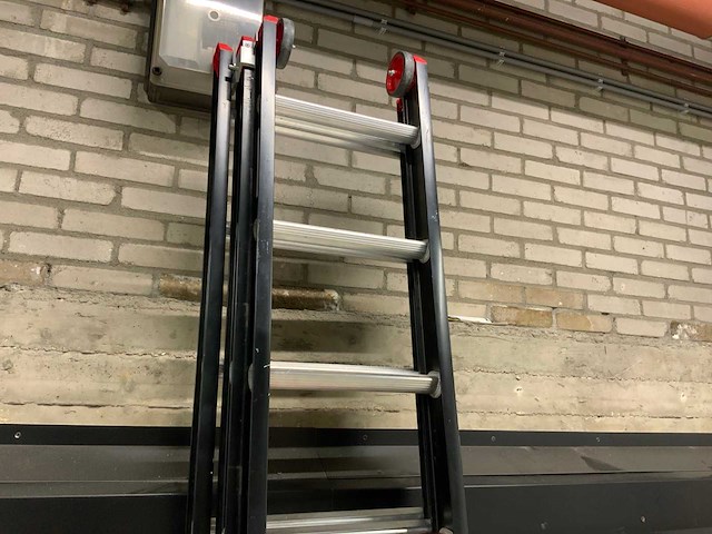 Altrex professional mounter zr 3055 3x8 3-delige ladder - afbeelding 8 van  8