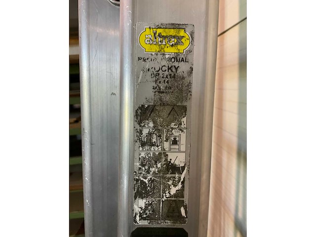 Altrex rocky dr2x14 reformladder - afbeelding 3 van  3