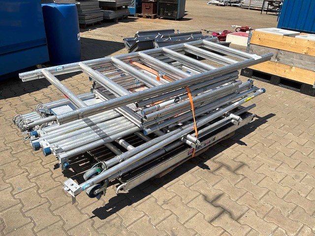 Altrex rolsteiger - afbeelding 1 van  5