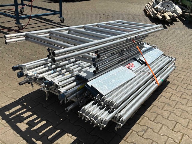Altrex rolsteiger - afbeelding 4 van  5