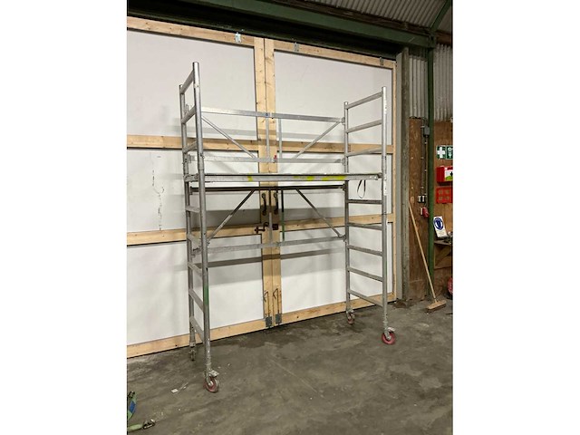 Altrex rs 44 power kamersteiger - afbeelding 2 van  5