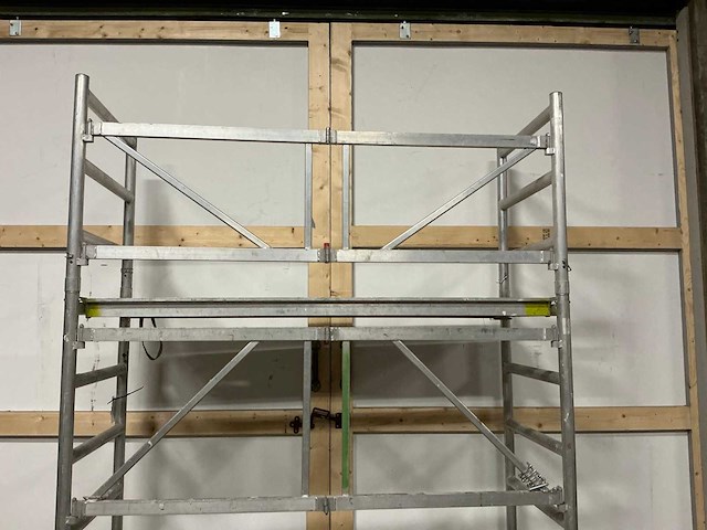 Altrex rs 44 power kamersteiger - afbeelding 5 van  5