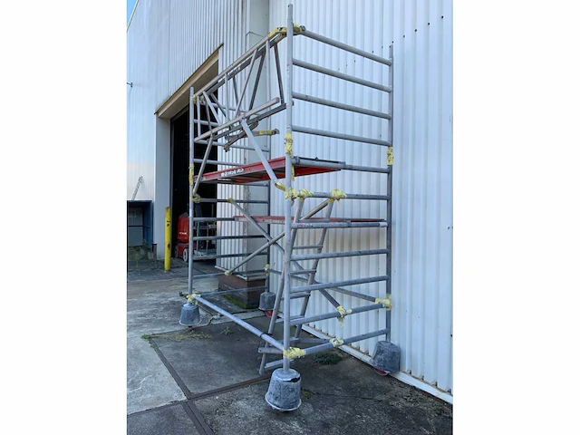 Altrex rs tower 4 rolsteiger - afbeelding 2 van  9