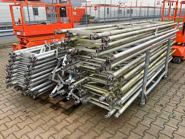 Altrex rs tower 5 / drb console steiger - afbeelding 1 van  13