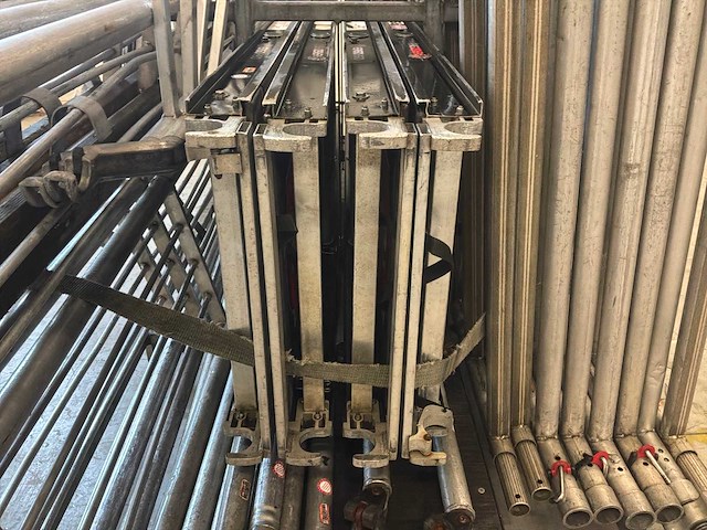 Altrex rs tower steiger - afbeelding 12 van  12