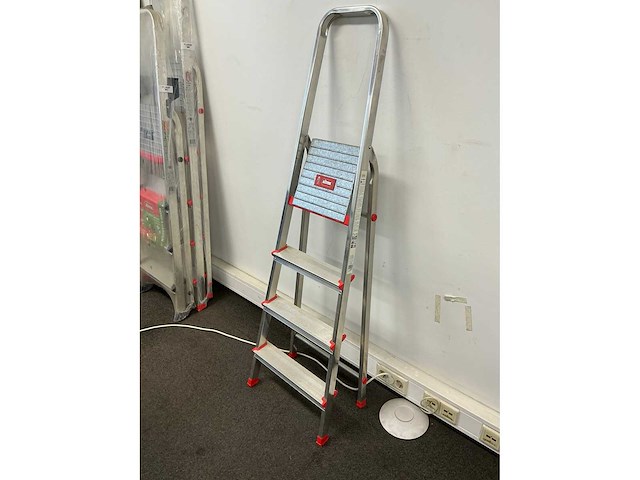 Altrex s-504 trap - afbeelding 2 van  3