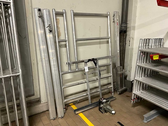 Altrex shuttle steiger liftonderdelen (6x) - afbeelding 1 van  10