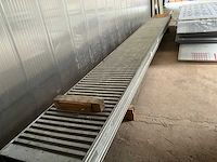 Altrex stage loopbrug 8 meter (2x) - afbeelding 3 van  8