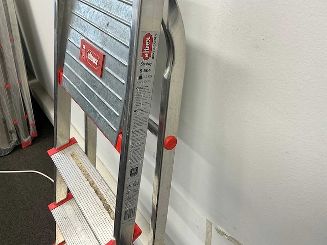 Altrex steddy s 504 trap - afbeelding 3 van  3