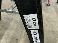 Altrex taurus 2x4 uitzettrap - afbeelding 2 van  4