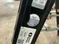 Altrex taurus 2x4 uitzettrap - afbeelding 3 van  4