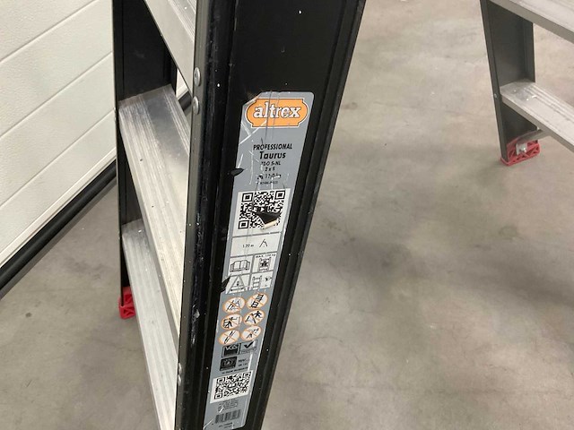 Altrex taurus tdo 5-nl dubbele oplooptrap - afbeelding 5 van  6
