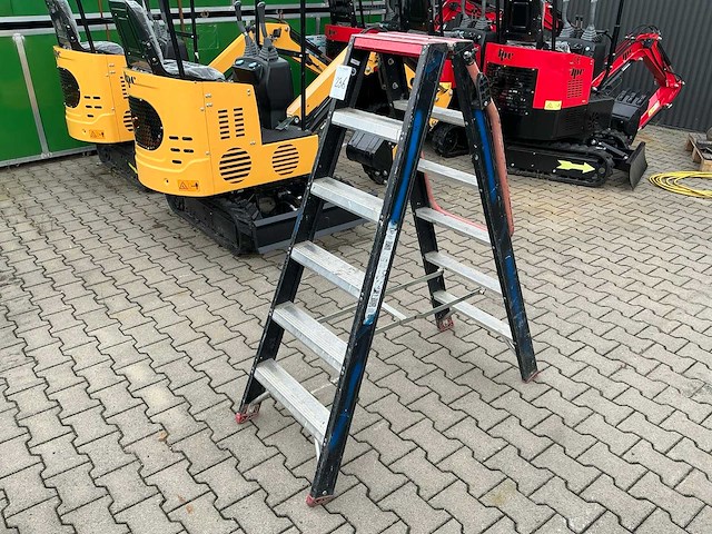 Altrex taurus tdo 6-nl trap - afbeelding 1 van  6