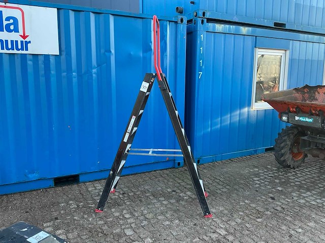 Altrex taurus tdo 7-nl trap - afbeelding 2 van  4